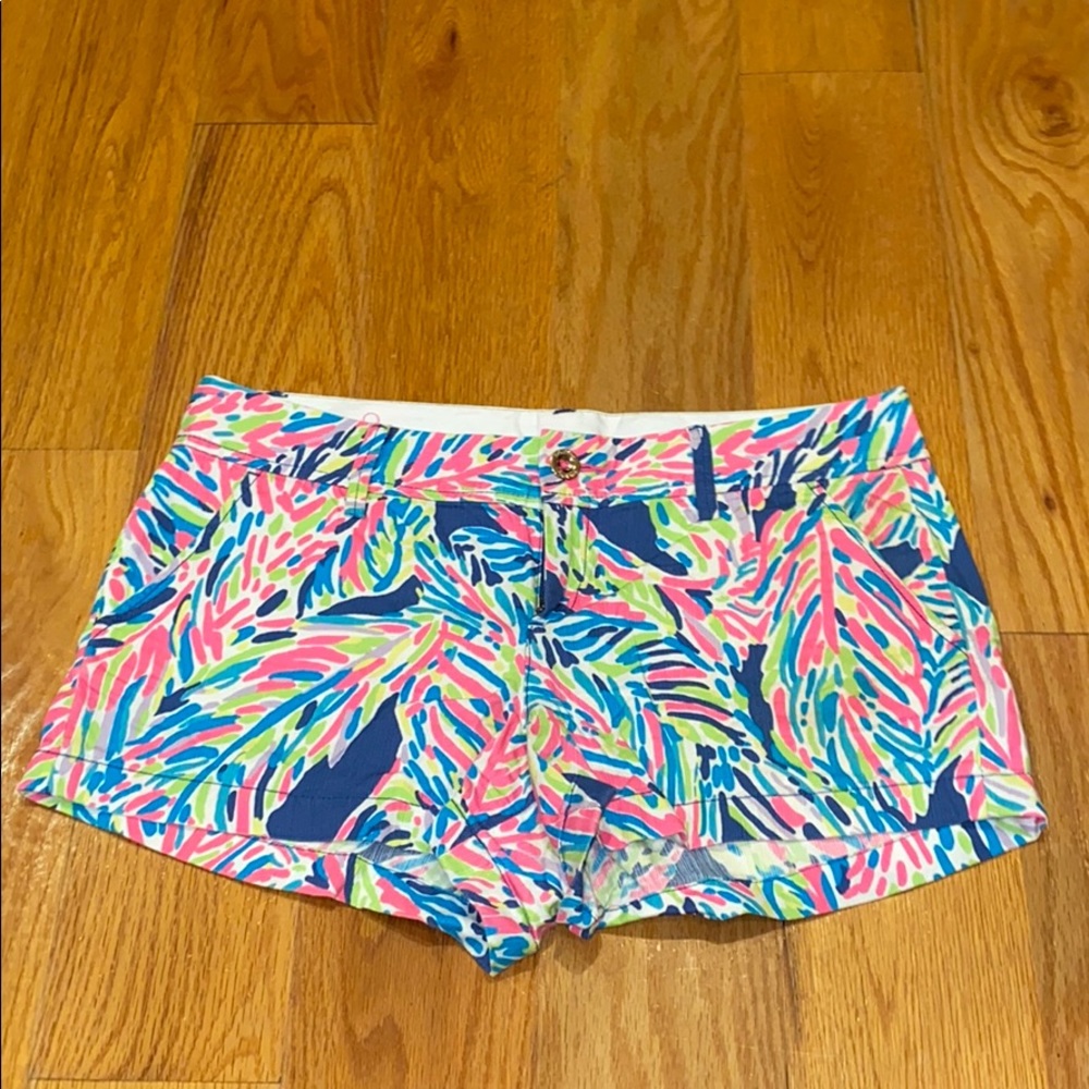 Lilly Pulitzer Multicolor Palm-Print Women's Shorts - Pink, Blue, Green